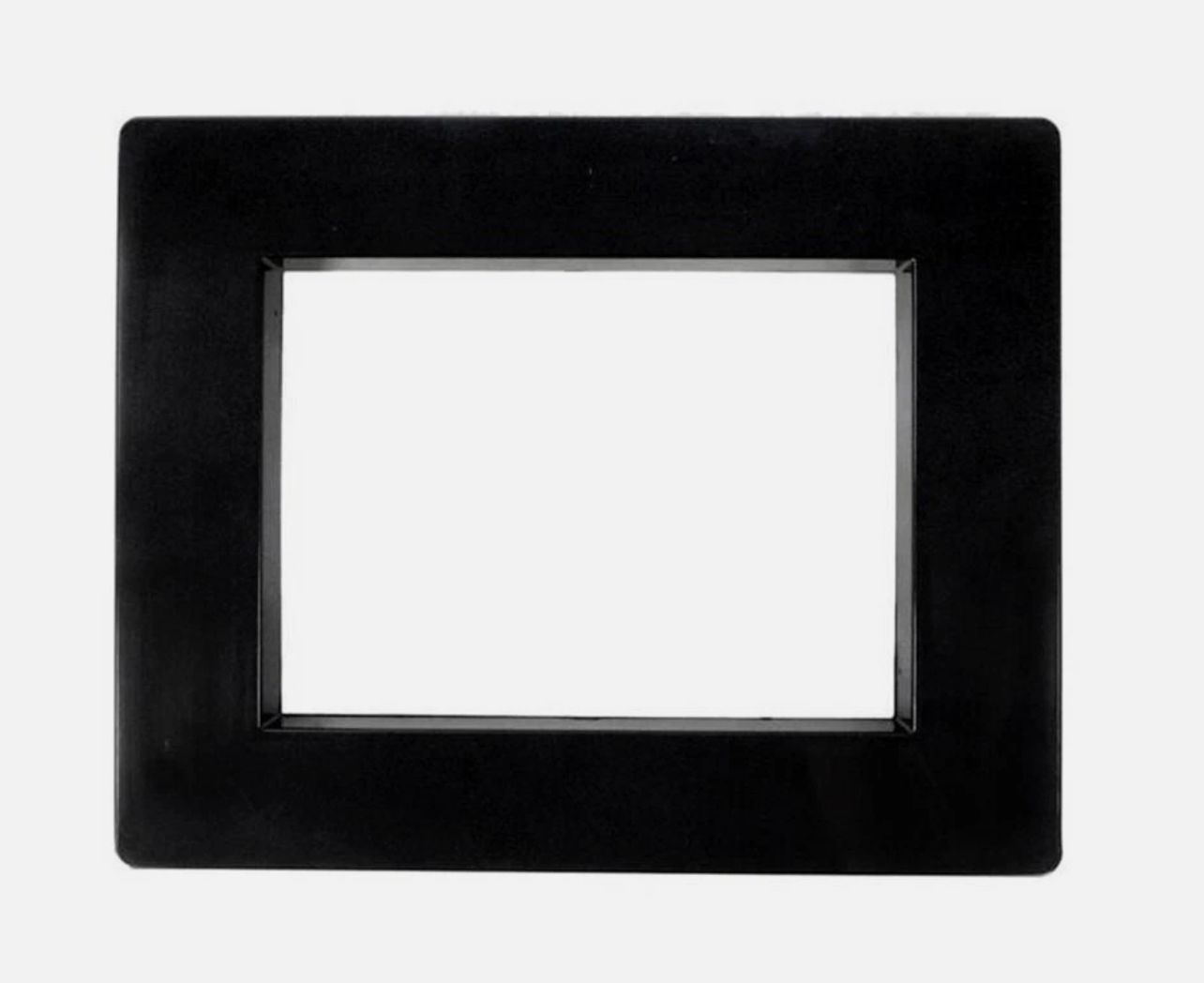 SP1084 SNAP ON FACEPLATE BLACK