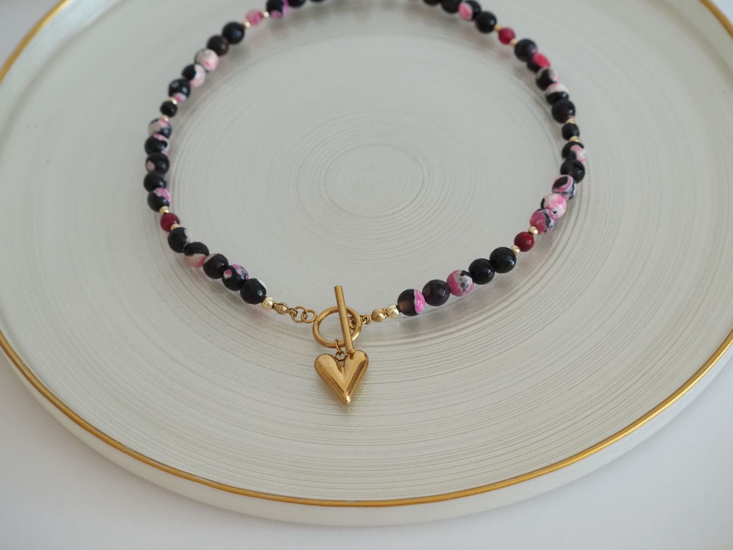 Naszyjnik Black Heart z czarno - różowym agatem