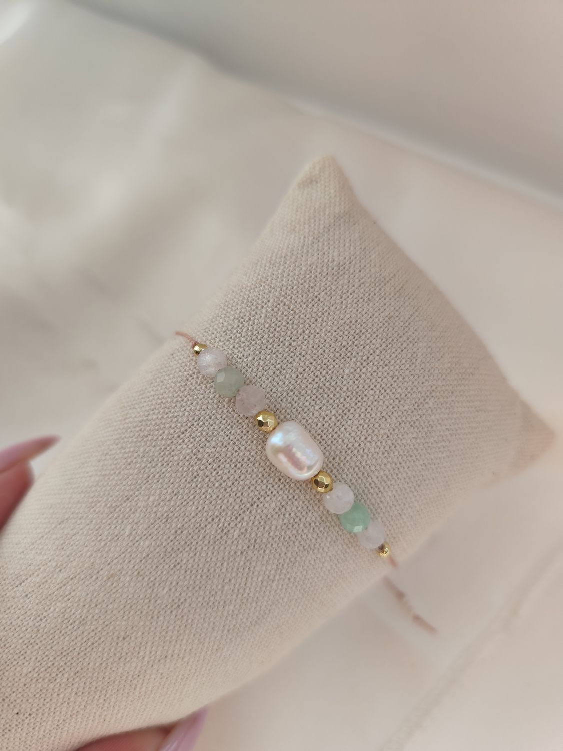 Bransoletka z perłą, amazonitem oraz kamieniem księżycowym