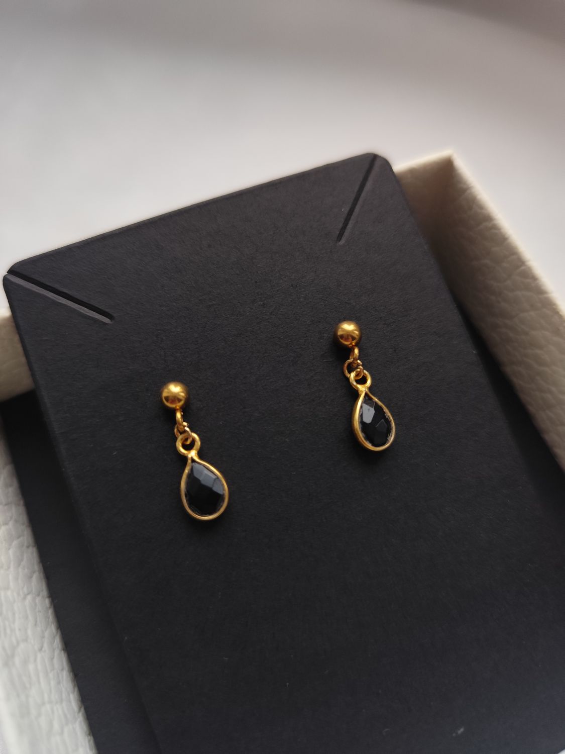 Kolczyki łezki z czarnym onyksem