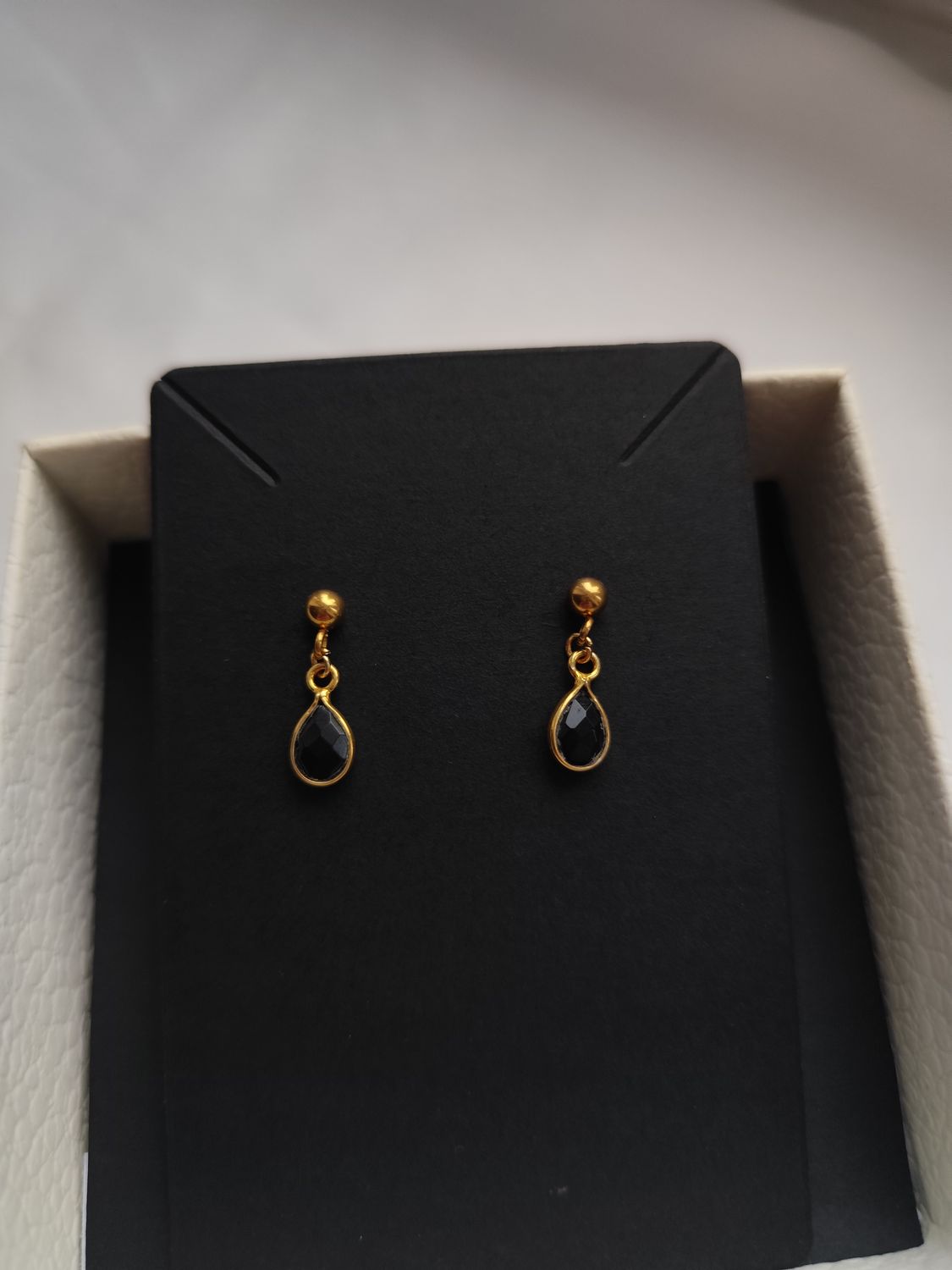 Kolczyki łezki z czarnym onyksem