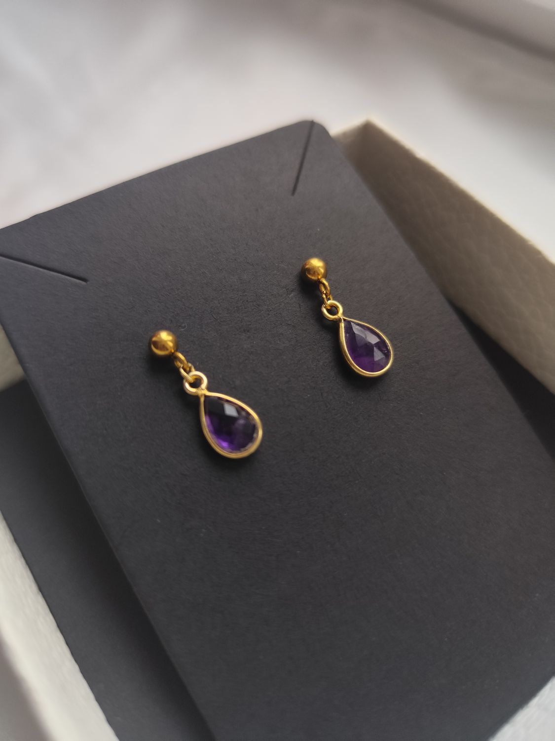 Kolczyki łezki z ametystem