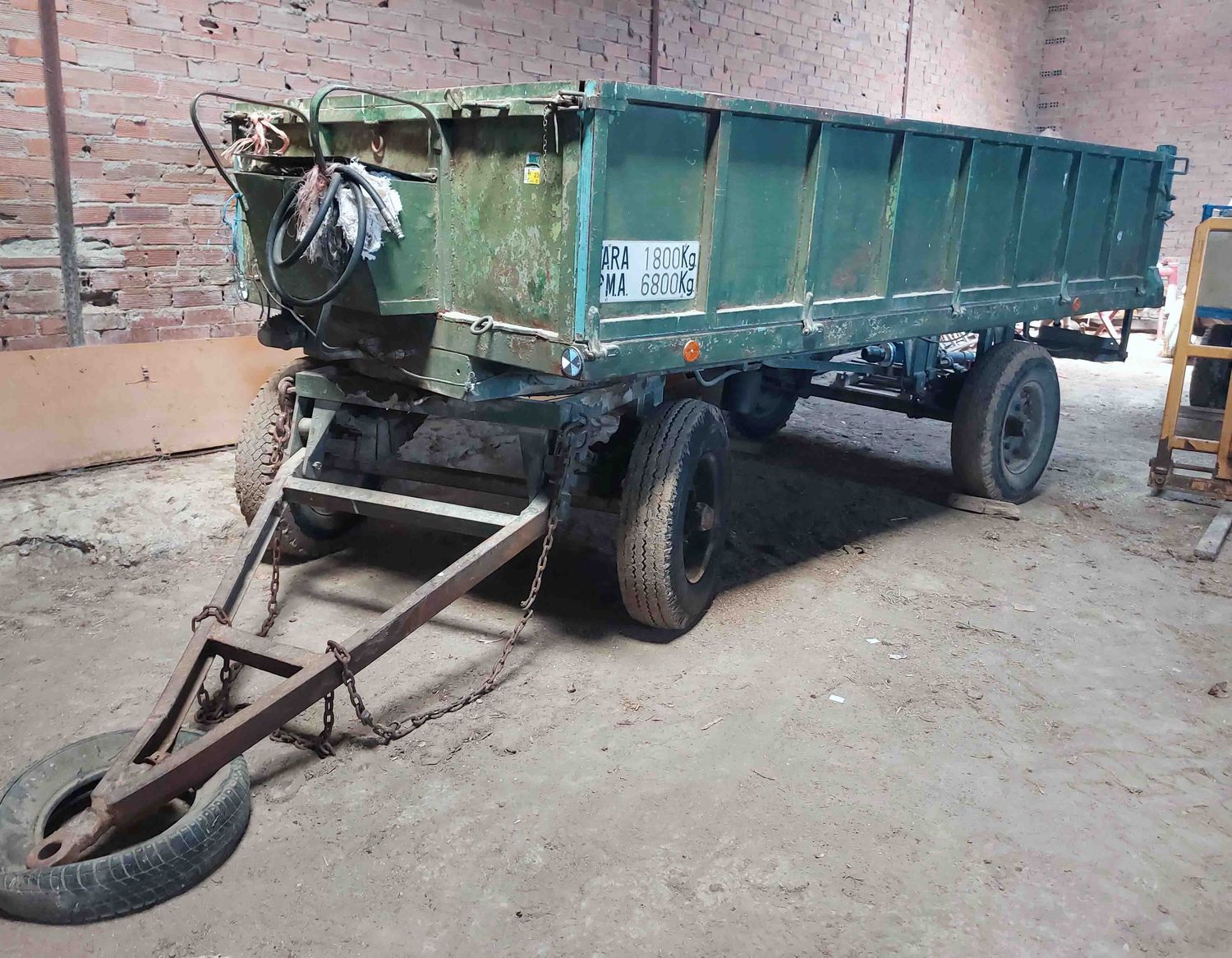 Remolque basculante 2 Ejes 5.000 Kgs.