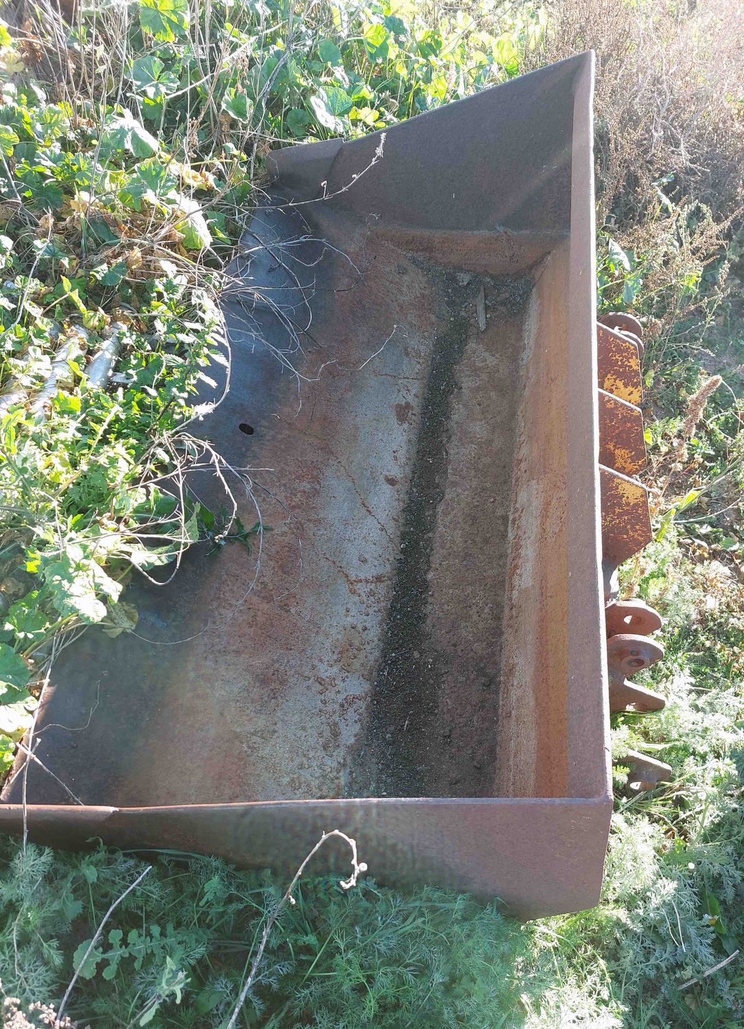 Cazo de 0,800 metros cubicos.