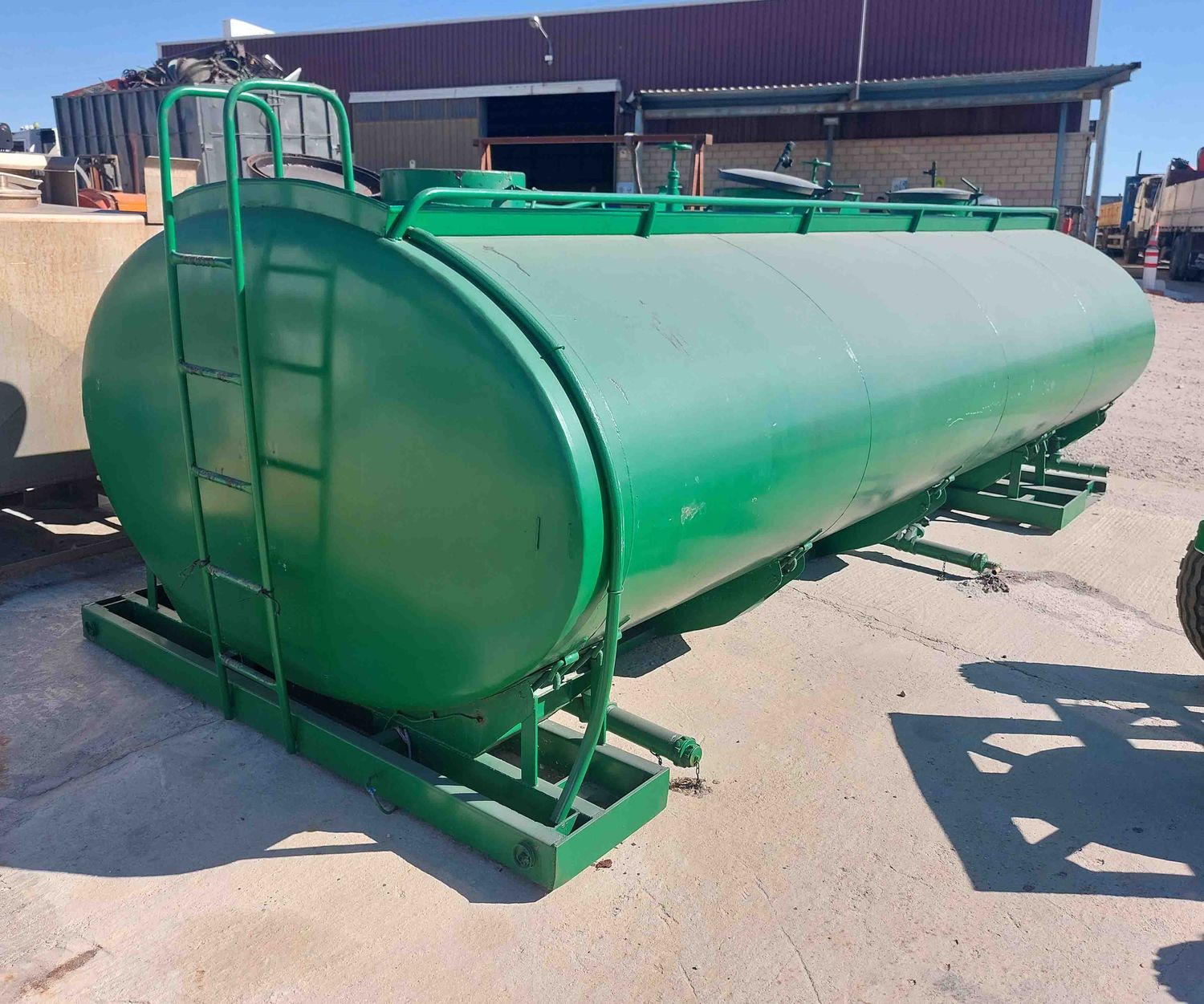 Depósito de hierro de 15.000 Litros.