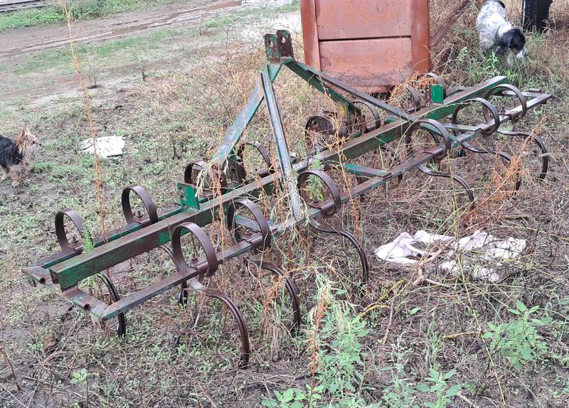 Cultivador cosquil 14 brazos.