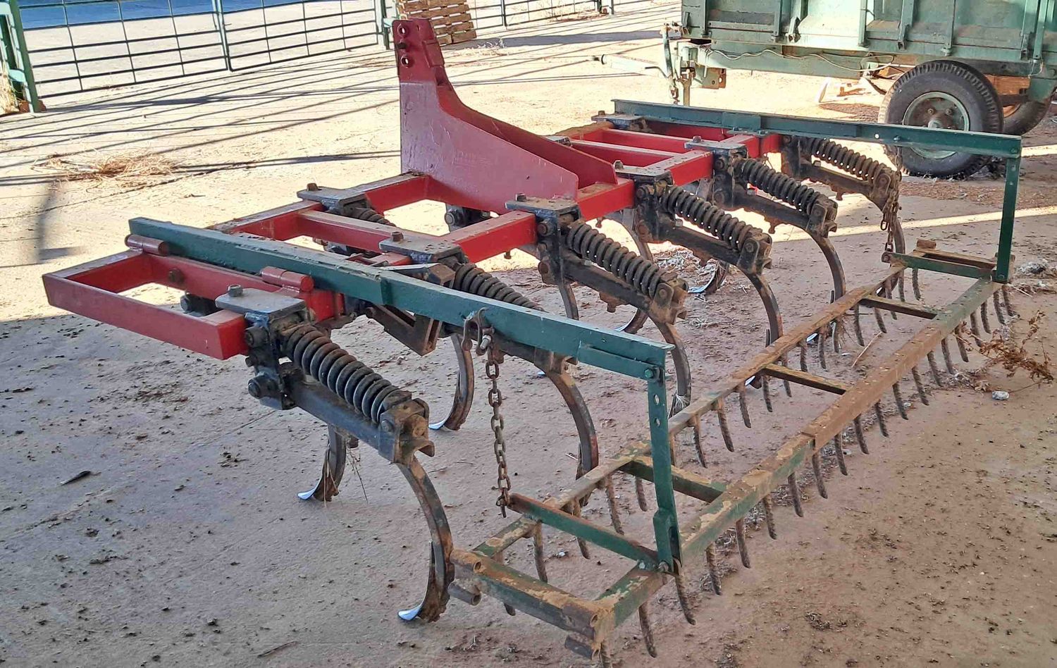 Chisel 40 x 40 mm 11 brazos 140 cv minimo.