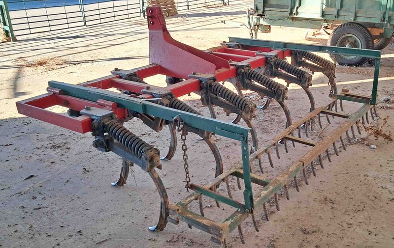 Chisel 40 x 40 mm 11 brazos 140 cv minimo.