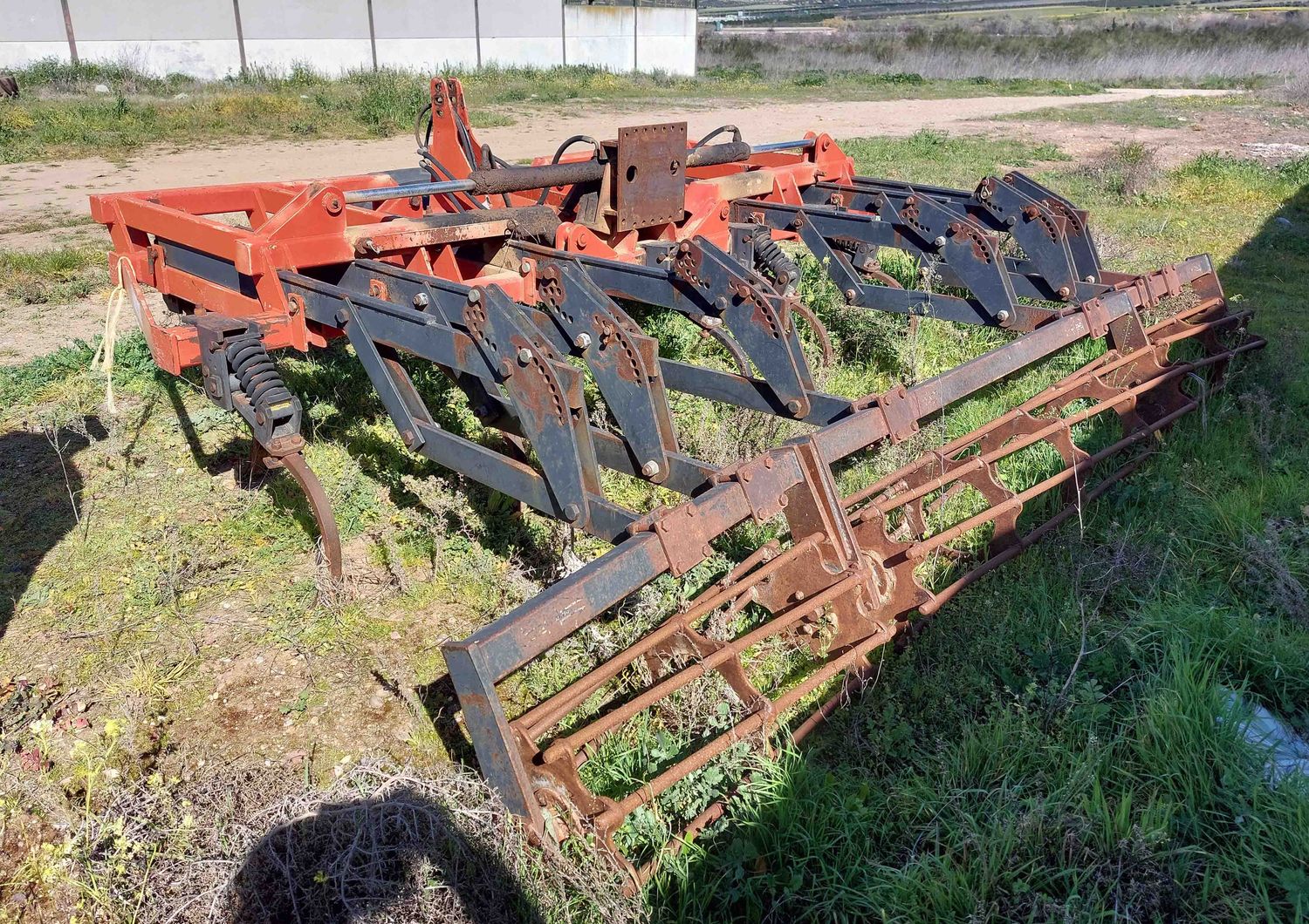 Chisel 13 brazos hidraulico rulo de varillas.