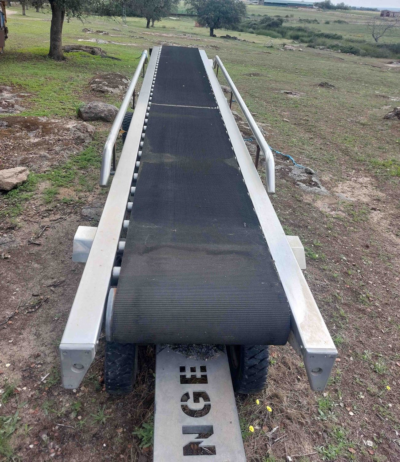 Cinta transportadora de gasolina Denge MCS 35.