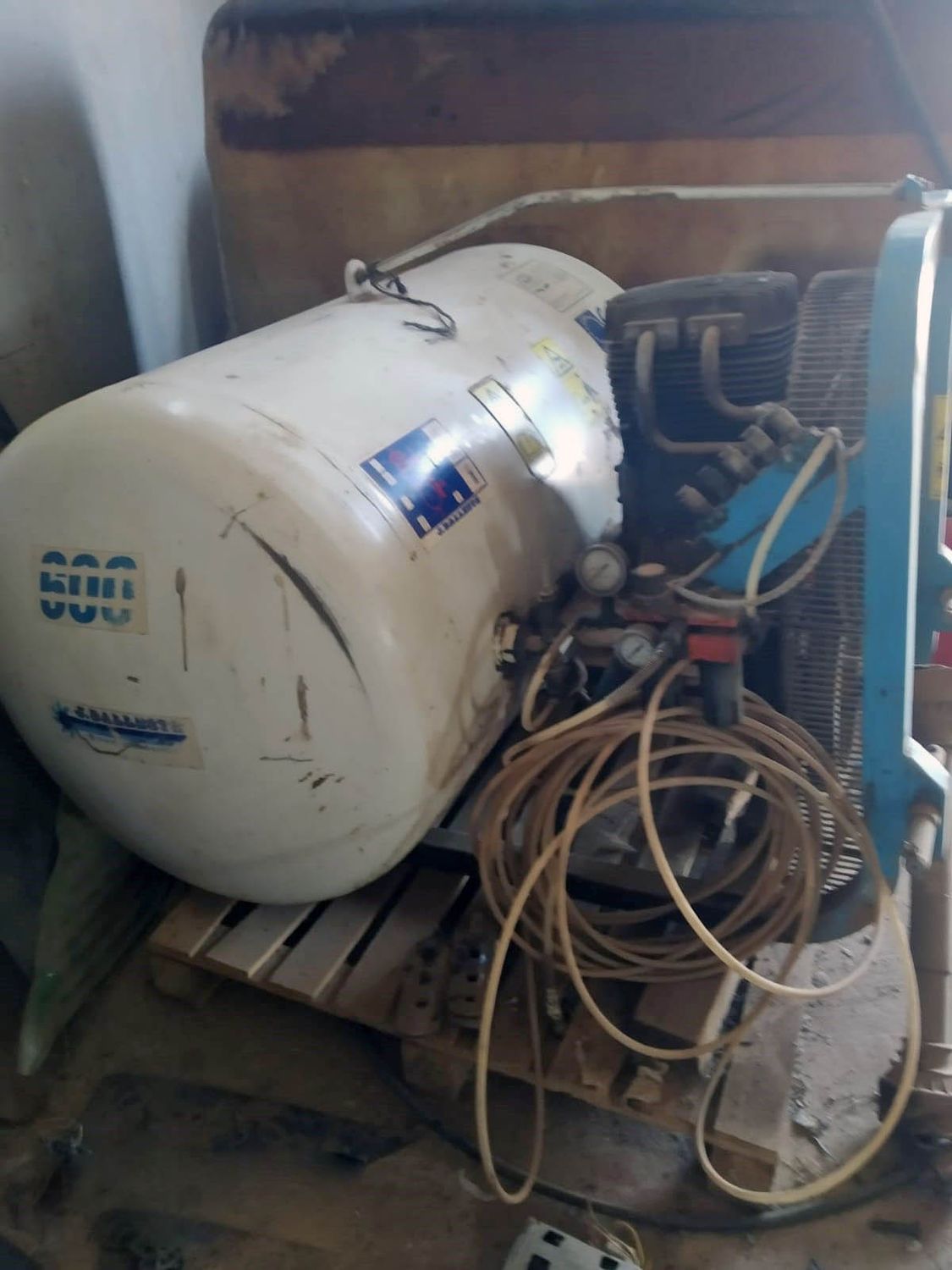 Compresor aire 600 Litros.