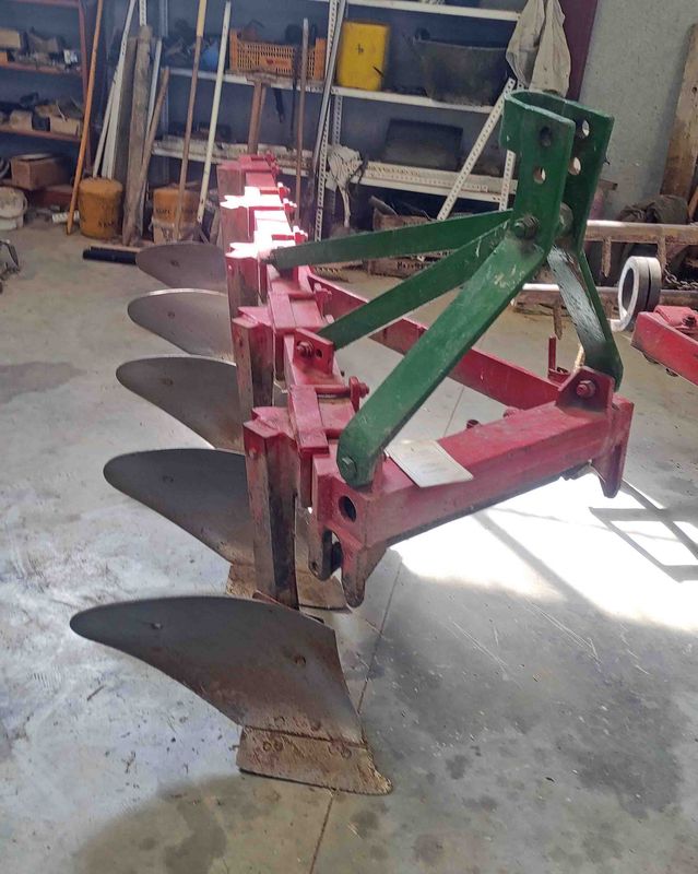 Vertederas fijas de punta 5 Hojas.