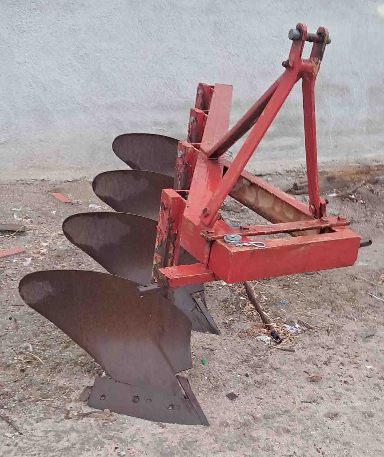 Vertederas fijas de formón de 4 hojas.