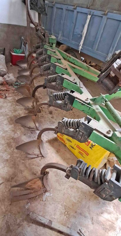 Vertedera de cohecho 11 brazos.