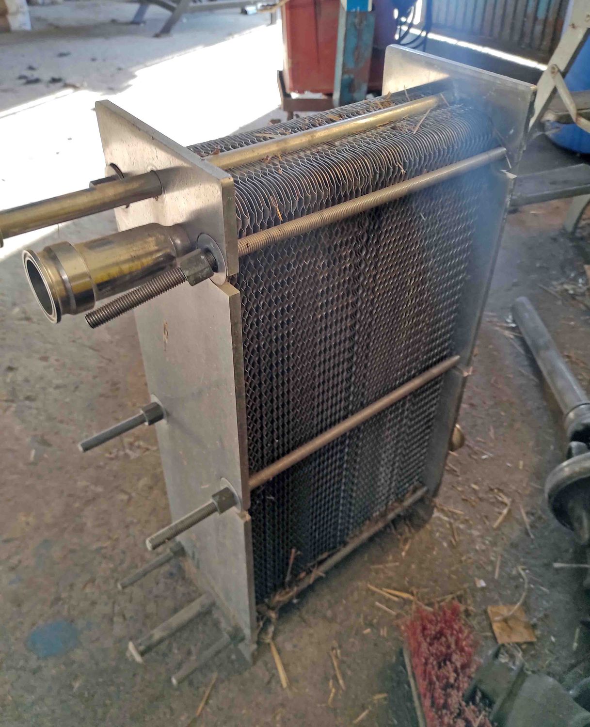 placa enfriamiento centrifugadora célula somática ordeño vaca leche lechera encamadora tanque frisona suiza estiércol ternero