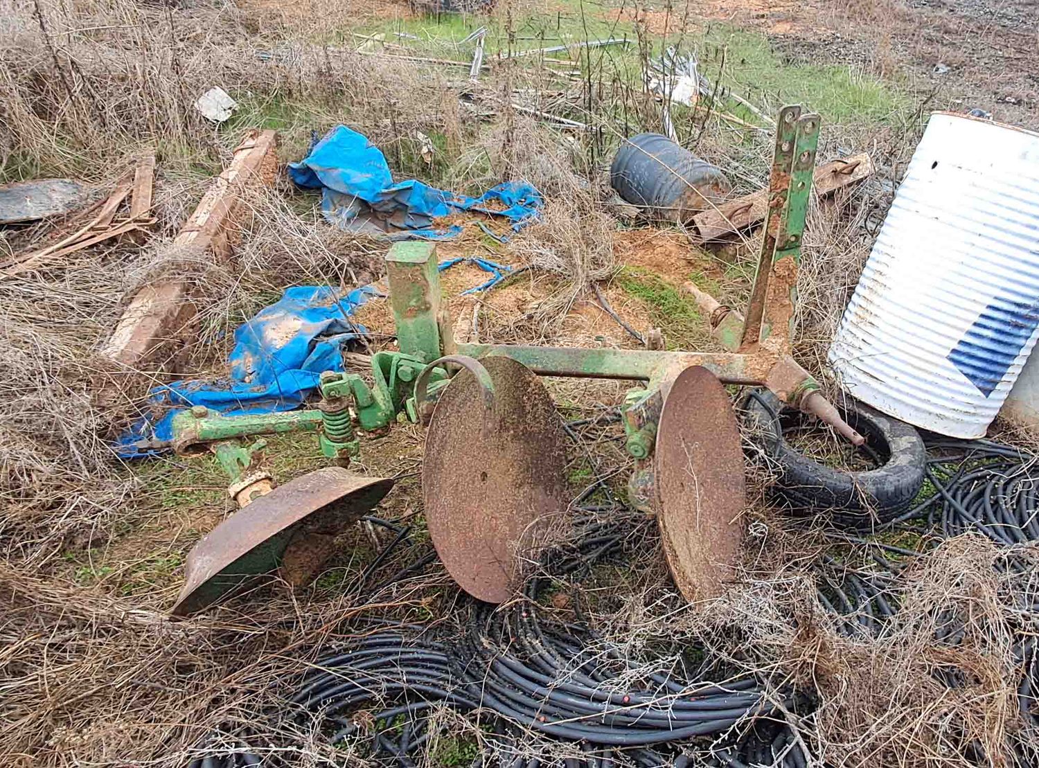 arado bisurco trisurco cuatrisurco discos gradas rueda niveladora tercer punto brazos elevadores pulgadas carrete rodamiento 