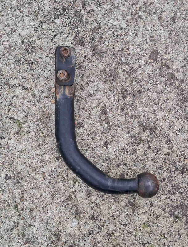 bola enganche remolque turismo coche berlina suv familiar ranchera diesel gasolina cilindrada motor cavallos kilómetro manual