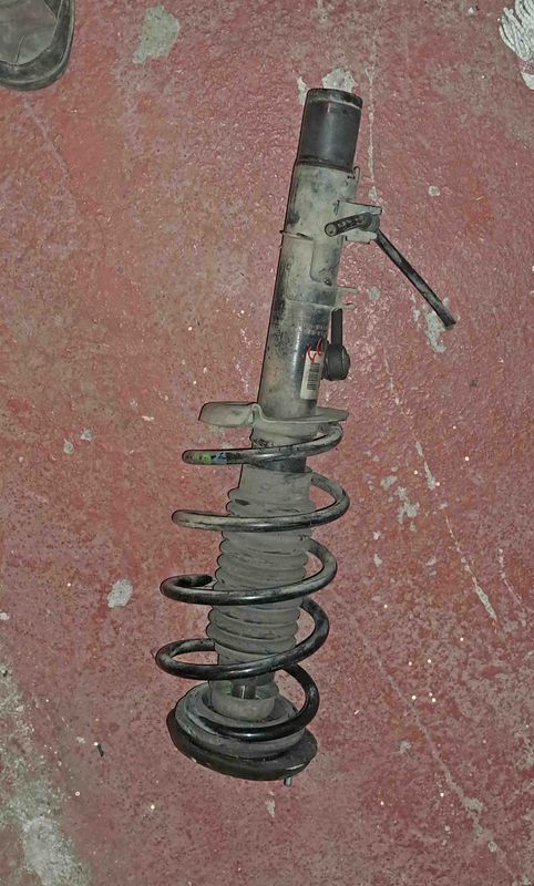 amortiguador delantero derecho citroen c3 2005 muelle suspension motor caja de cambios alternador embrague motor de arranque 