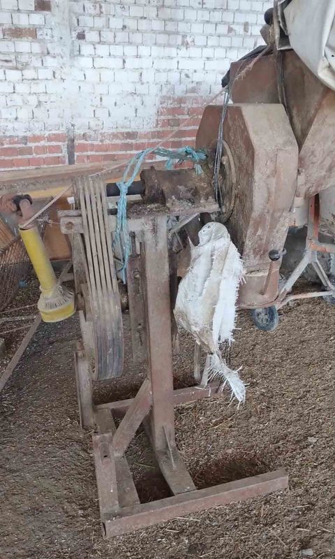 mezcladora pienso molino martillo sinfin sinfín cinta transportadora corrector bascula tolva grasa deposito comedero bebedero