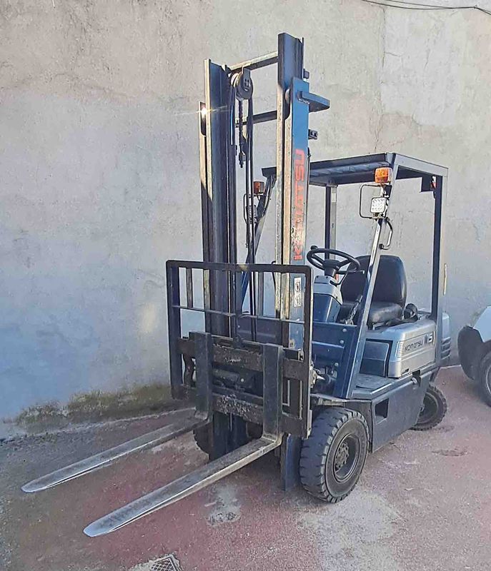 carretilla toro torito elevadora apilador transpaleta carga mastil mástil still komatsu fenwick manitou nissan daewoo palet