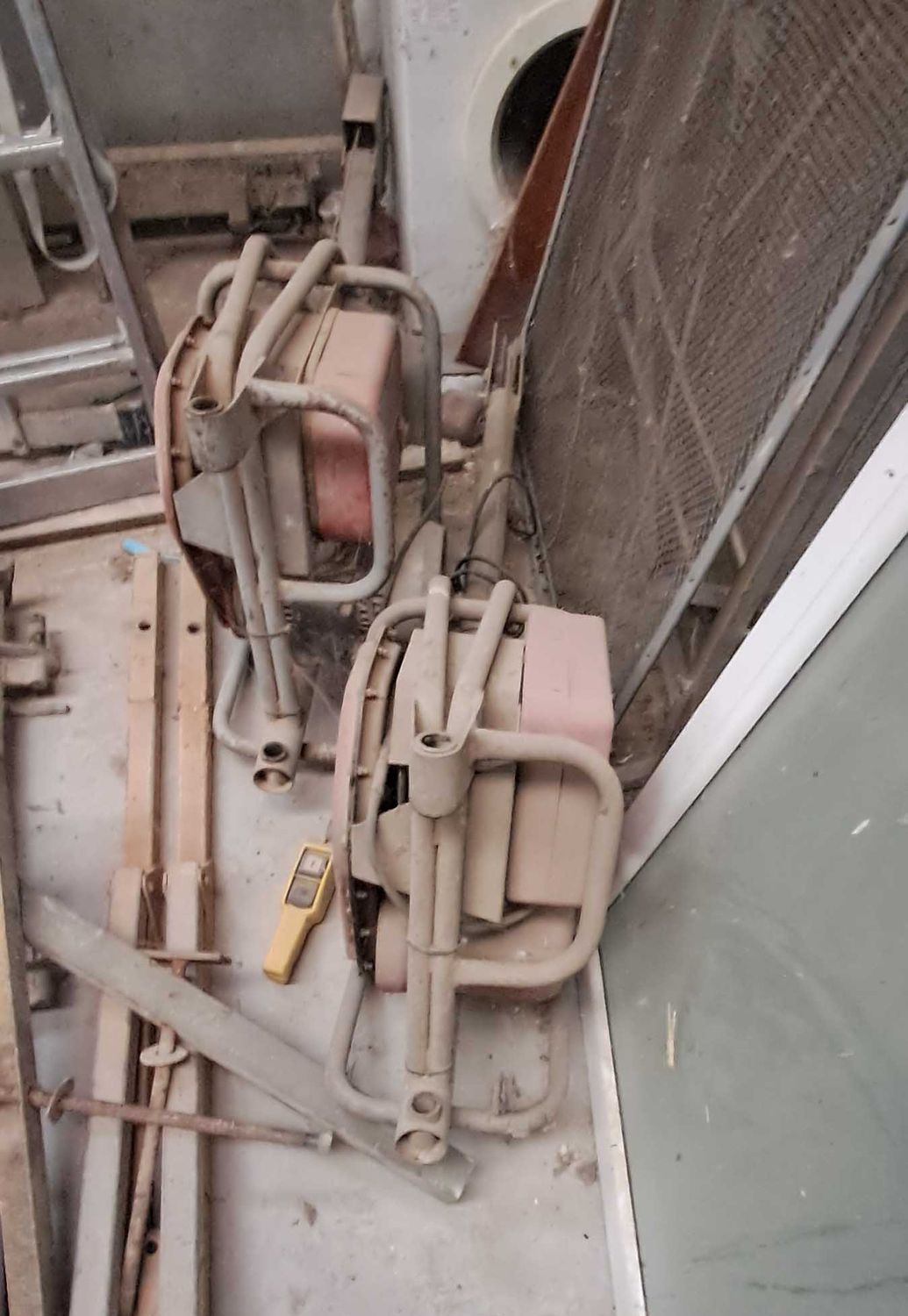 maquinillo polipasto tripode mando monofasico material obra construccion andamios hormigoneras bajantes regla dumper ladrillo