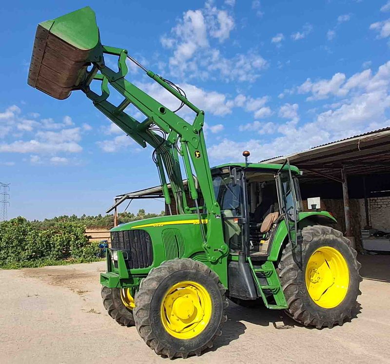 john deere 1635 26 3050 5095M 5115M 5085M 6020 6115M 6120M 6430 MFWD 6120M 6175M 6410 6910 7810 7000 7600 7700 8000 8100 8320