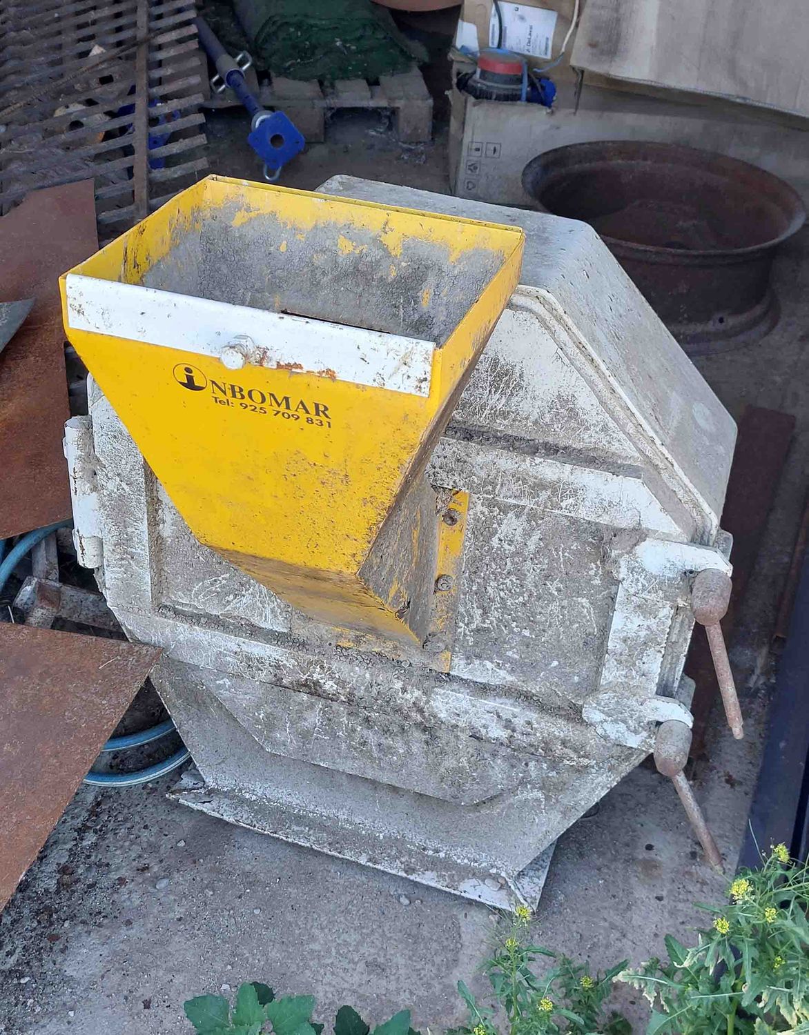 mezcladora pienso molino martillo sinfin sinfín cinta transportadora corrector bascula tolva grasa deposito comedero bebedero