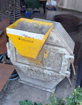 mezcladora pienso molino martillo sinfin sinfín cinta transportadora corrector bascula tolva grasa deposito comedero bebedero