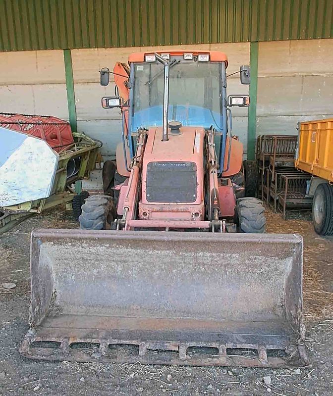 excavadora retroexcavadora mixta pala cazo giratoria giro cero cazo limpieza bilvava martillo retro mandos pilotados komatsu