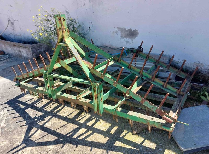 rastro rastra arado chisel cohecho mini vertedera minivertedera pulgada abatible hectarea fanega labranza arado grada cultivo