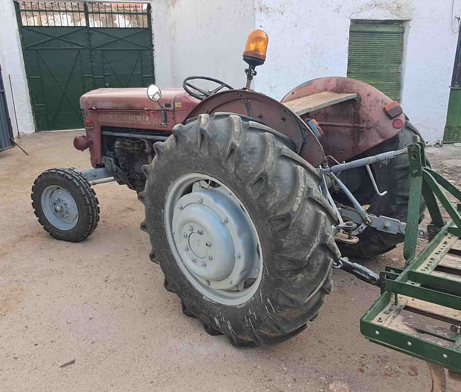 massey ferguson 65 mf perkins 6400 64565 6480 3000 399 3050 3080 5s 6s 399 135 147 165 175 285 6713 7730 dyna 4 dyna-6 6170 