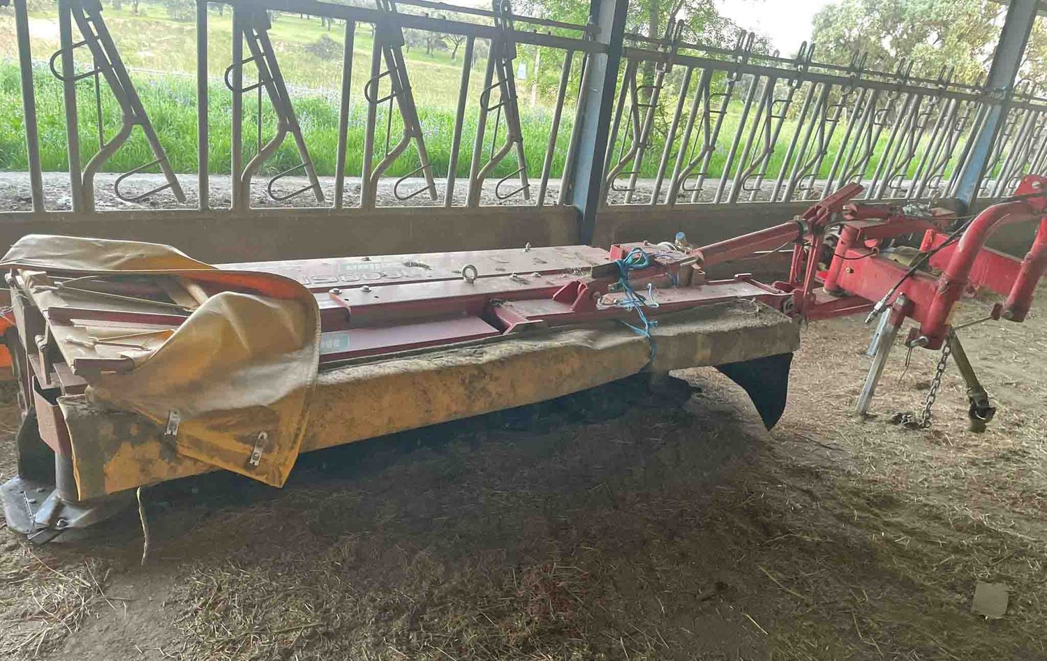 Segadora suspendida acondicinadora Bellon DH7000GM barra corte siega autopropulsada arrastrada acondicionadora rodillo efecto