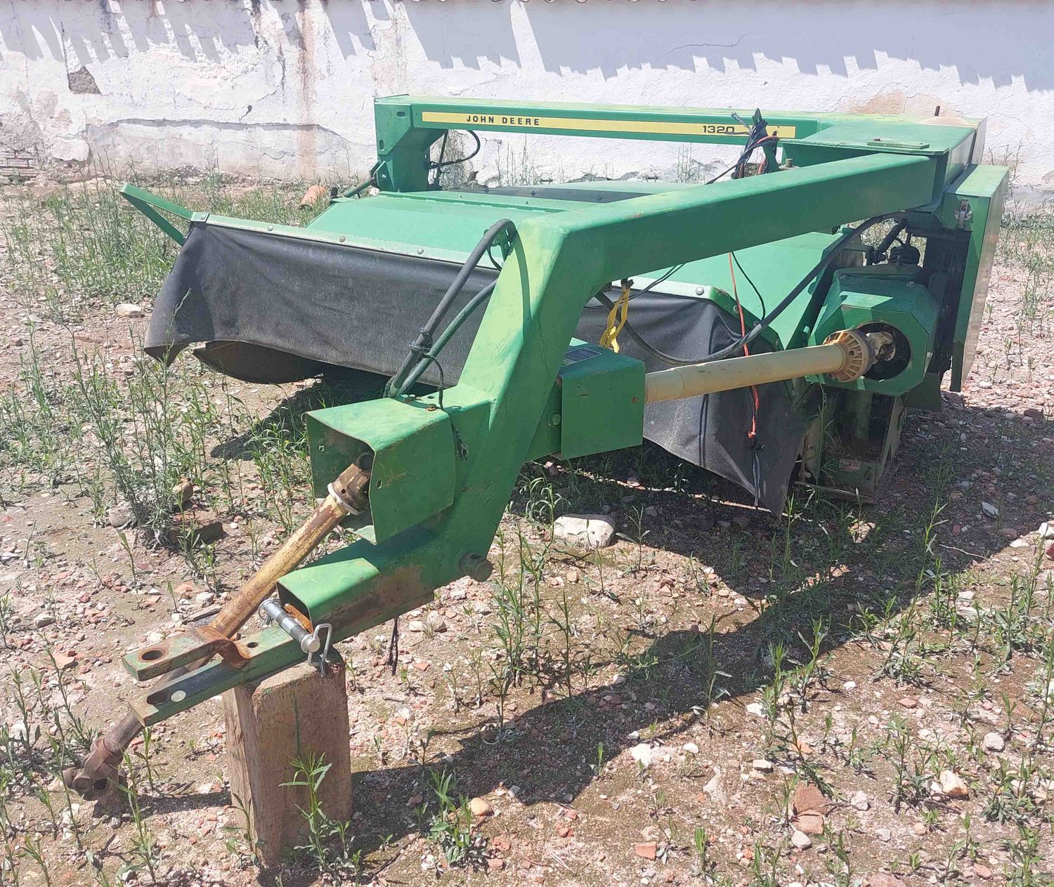 Segadora arrastrada acondicionadora mallales John Deere 1320 rotativa peine barra corte siega autopropulsada rodillos holland