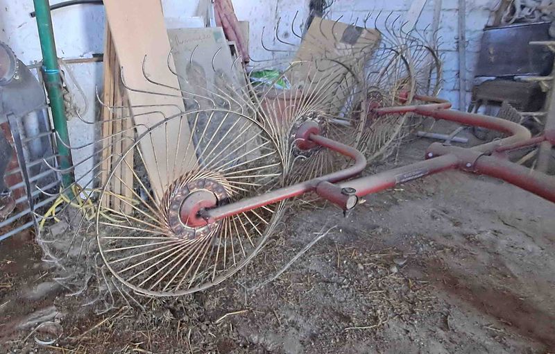 rastrillo hilerador rotativo soles cordon empacadora cuerda pita alpaca bola encintadora plastificadora rotoempacadora vicon