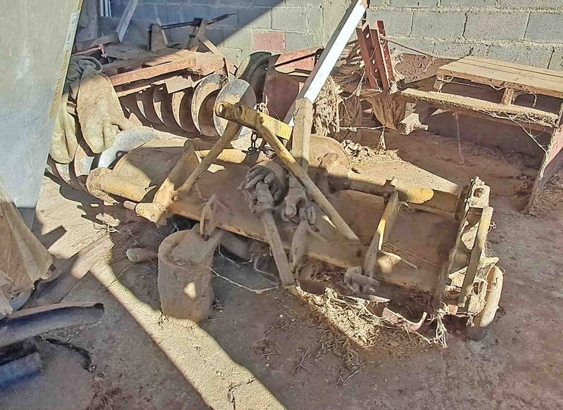 grada rotativa pala cuchilla rotavators presiembra subsolador topo pala pua ripper chisel semichisel cultivador mordaza deere