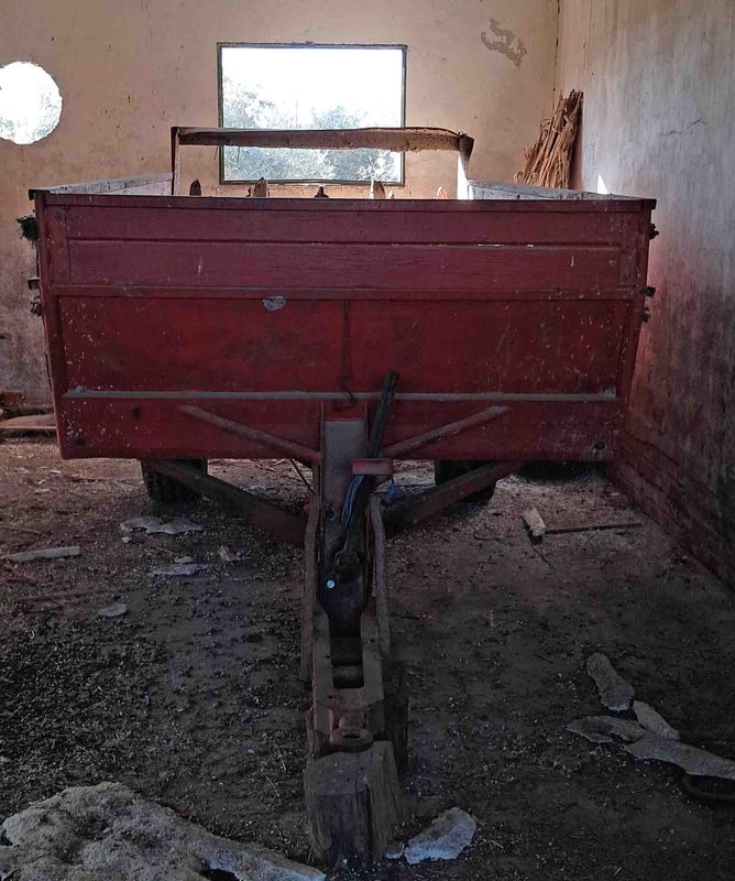 extendedor repartidor estiércol estiercol cadena molinete mallazo basura abono hermanos garcia garcía hidraúlico hidraulico