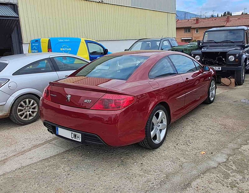 peugeot 407 coupé coupe climatizador crucero velocidad aceleración aceleracion gasolina deportivo manual crucero confort kms