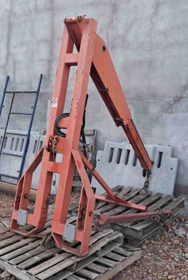 grúa grua plumín plumin pluma aceituna oliva aceite virgen extra saca saco elevación elevacion tractor abono simiente olivar