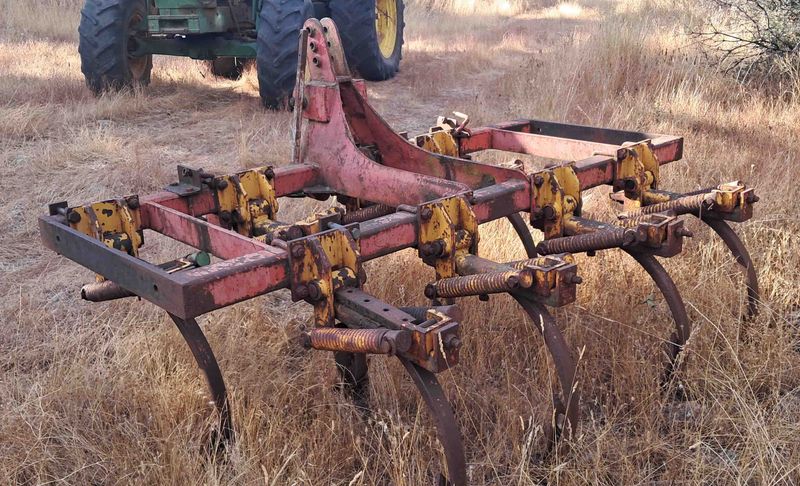 cultivador chisel 9 brazo rulo varilla mordaza semichisel semi ransomer rastra rastro barbecho rastrojo vertederas john deere