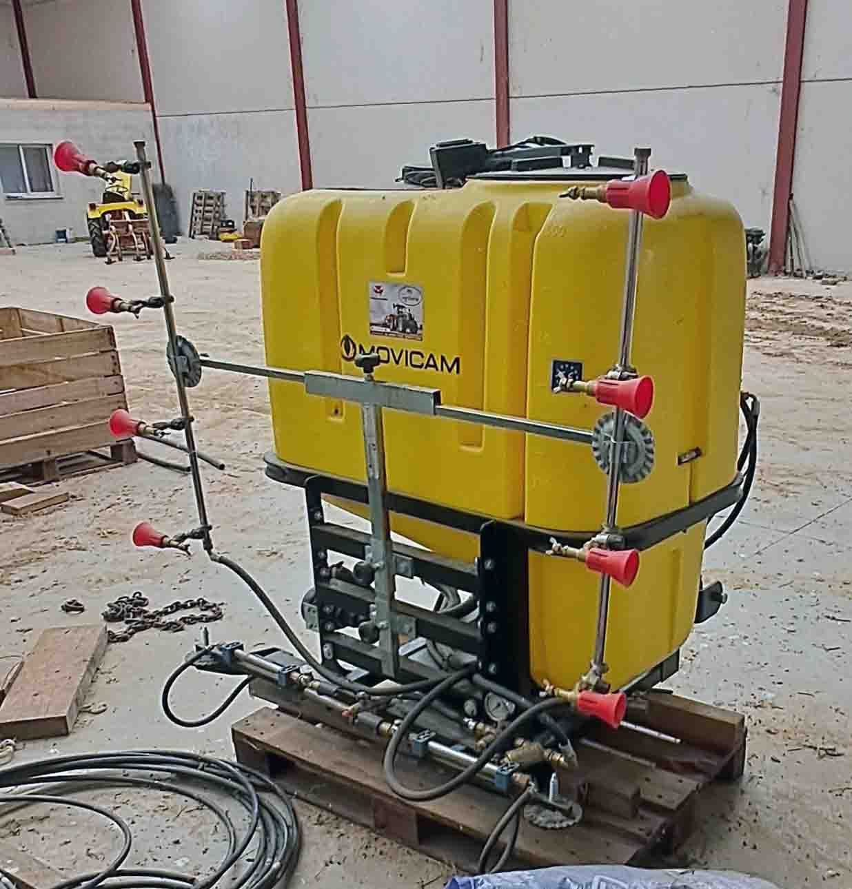 cuba suspendida tratamiento movicam 600 litros fitosanitarios trompeta barra toma fuerza tractor brazos liquido olivar john
