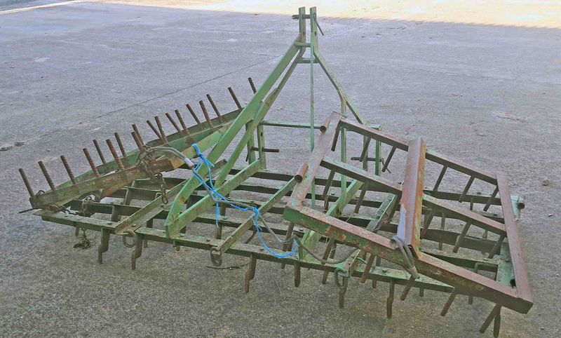rastro rastra arado chisel cohecho mini vertedera minivertedera pulgada abatible hectarea fanega labranza arado grada cultivo