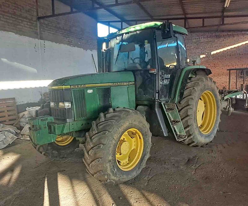 john deere 6600 26 3050 5095M 5115M 5085M 6020 6115M 6120M 6430 MFWD 6120M 6175M 6410 6910 7810 7000 7600 7700 8000 8100 8320