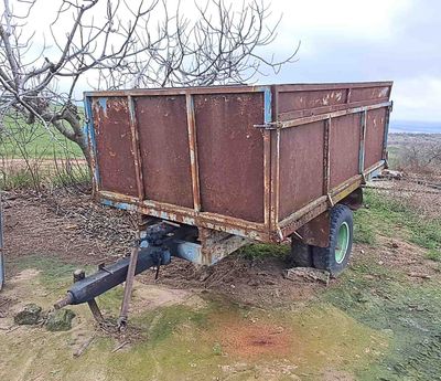 remolque basculante freno hidráulico eje sobrelaterales plataforma alpacas paquete grandes pequeños pulpo siembra pendular