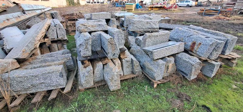 granito suelo piso bordillo escalera hito muro pared cimiento firme piedra aparcamiento construcción construccion hormigón 