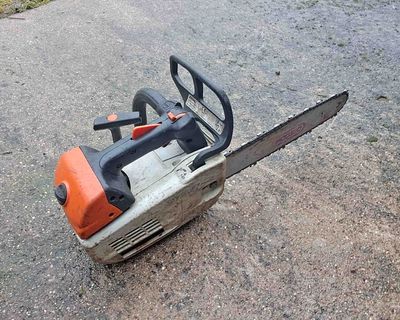 motosierra stihl ms 201t poda olivar olivo seto vibrador gancho abanico dedo gasolina 2 tiempos cadena talar leña madera case