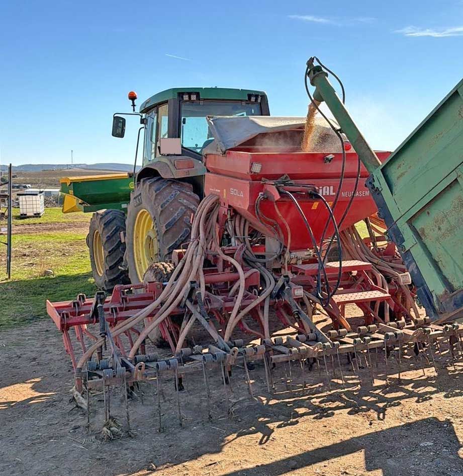 sembradora neumática neumatica pulpo sola 5 metro fila brazo tolva simiente abono rastra bota tubo siembra cereal forraje