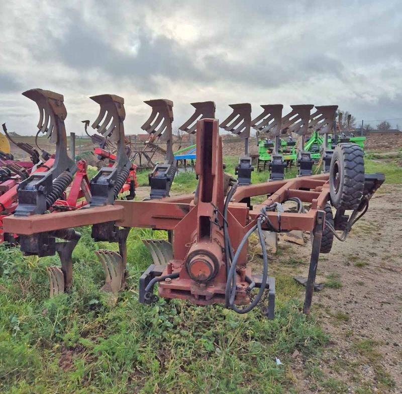 Minivertederas reversibles 8 Hojas marca Rosy cohecho vertederin vertedera chisel semichisel cultivacor brazo hidráulica