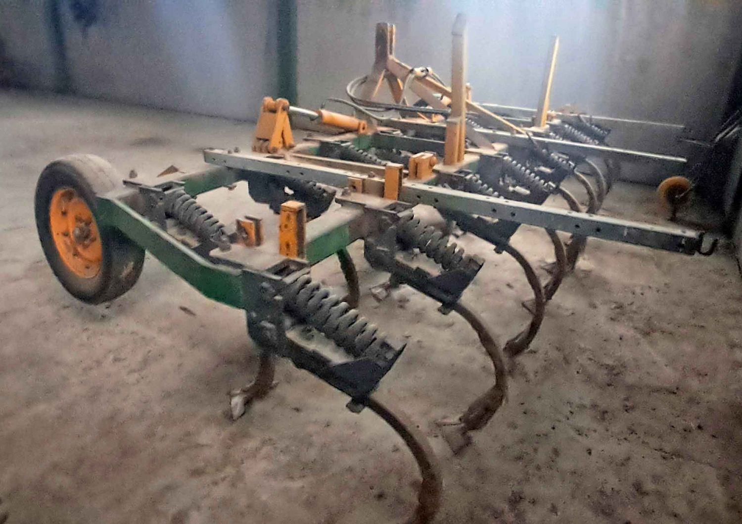 Cultivador semi chisel abatible hidraúlico hidraulico 17 brazo mordaza rastra muelle bastidor botella barbecho rastrojo deere