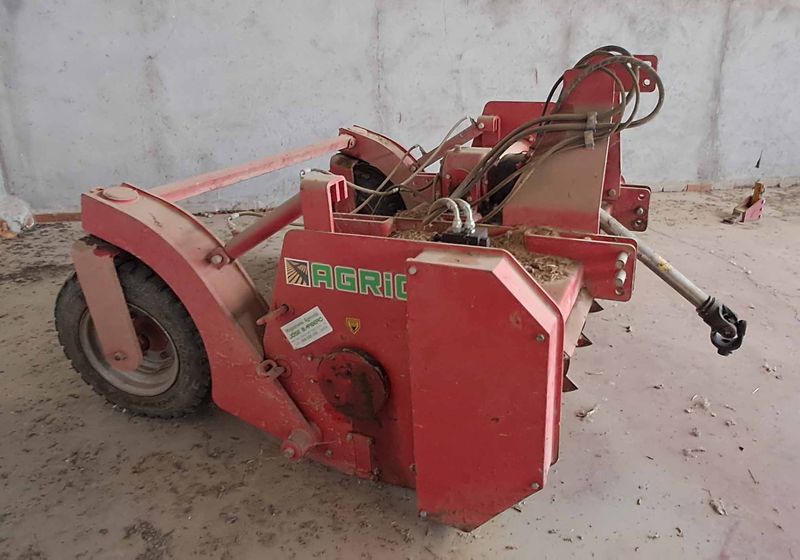 trituradora ramon agric TRBO 180 martillo picadora recogedor sarmiento intercepa viña uva cepa emparrado oliva aceituna deere