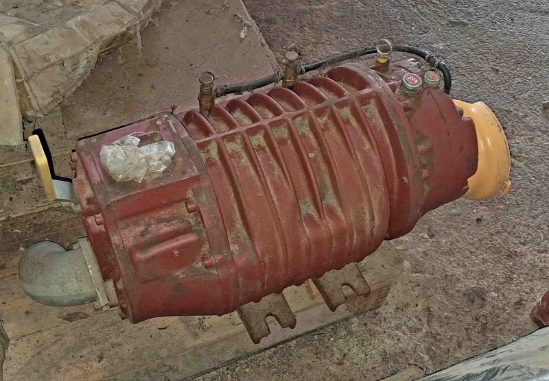 Depresor cuba purin Hertell KD-8000 cisterna Agudo Etxe Holz Rigual Carruxo Santamaria Salas Pichón Moga Gili Fliegl Camara